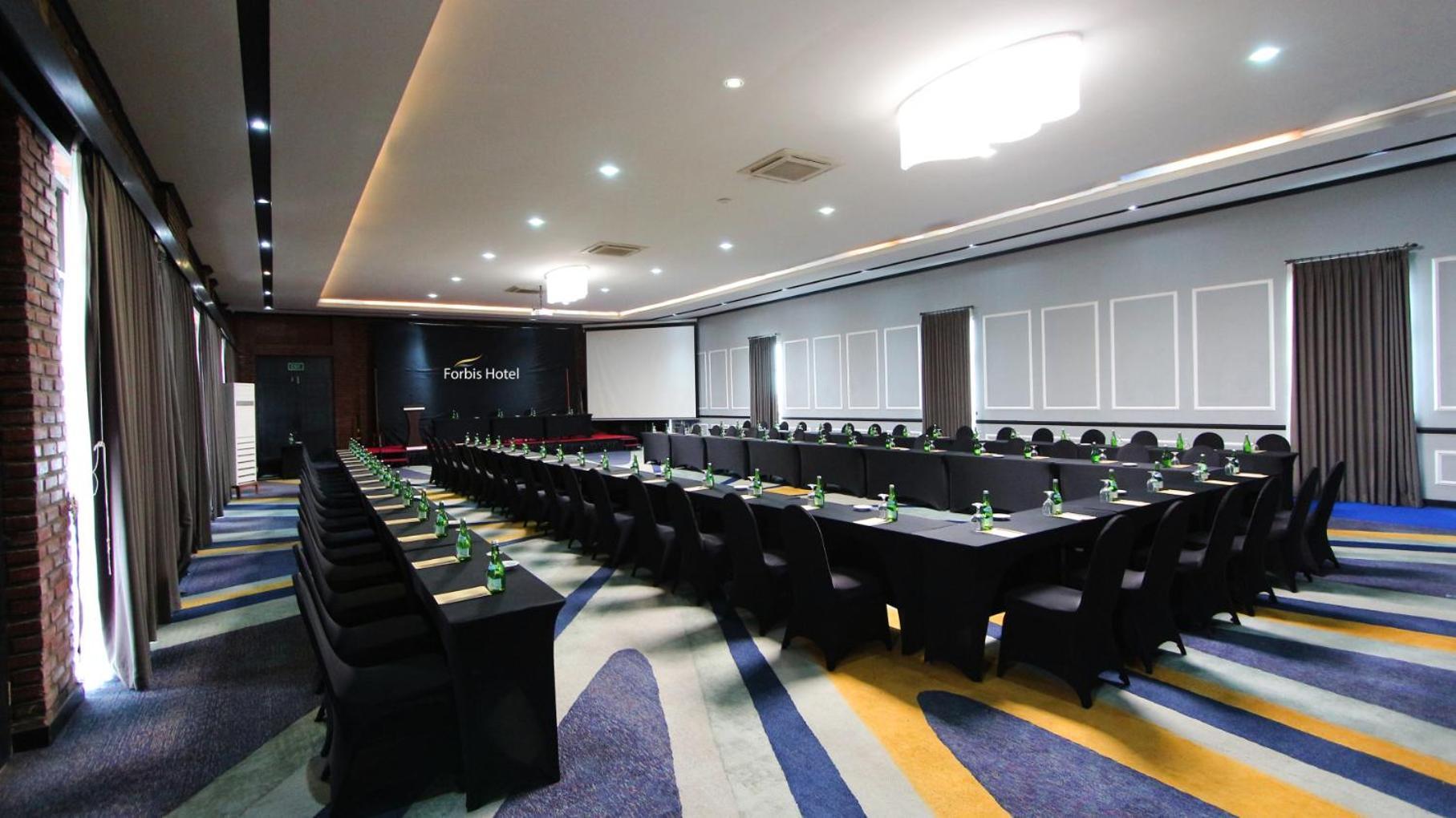 סראנג Forbis Hotel מראה חיצוני תמונה