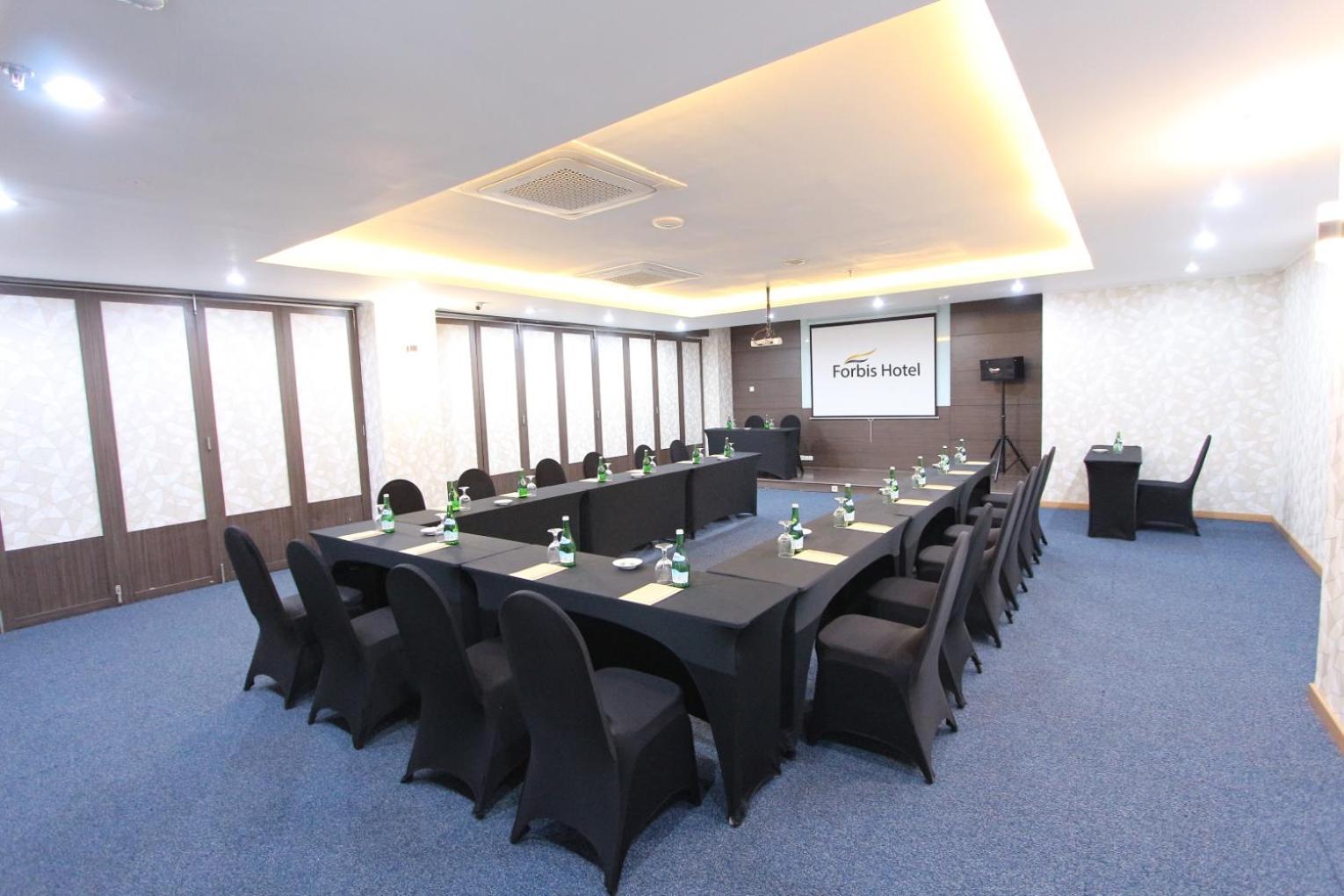 סראנג Forbis Hotel מראה חיצוני תמונה